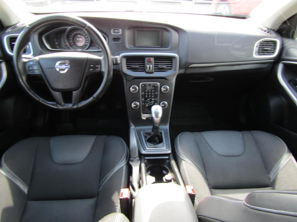 Volvo V40 1.6 i, R