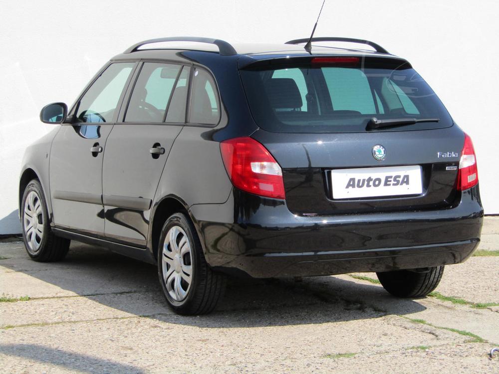 koda Fabia II 1.4 i Serv.kniha, R