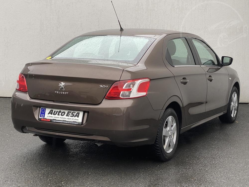 Peugeot 301 1.2 VTi, R