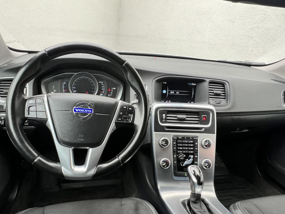 Volvo V60 2.0 D4