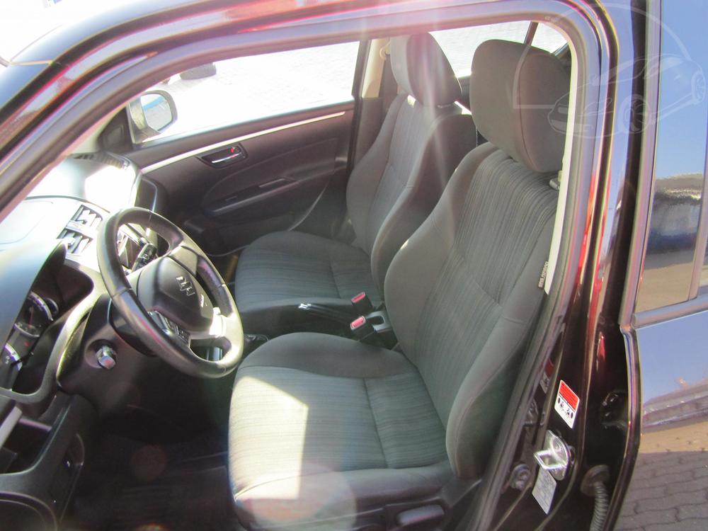 Suzuki Swift 1.2 i