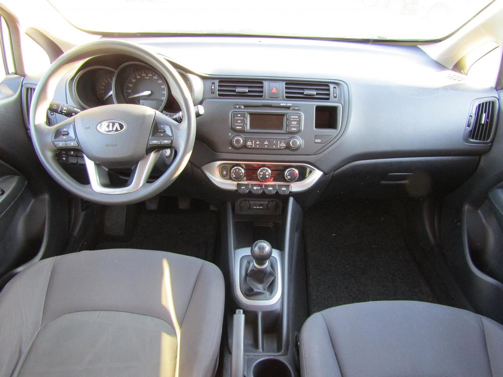 Kia Rio 1.2 i, R