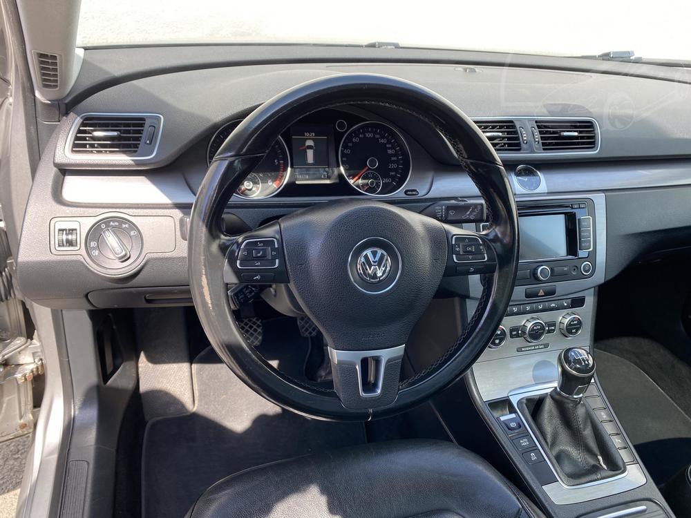 Volkswagen Passat 1.6 TDi Serv.kniha