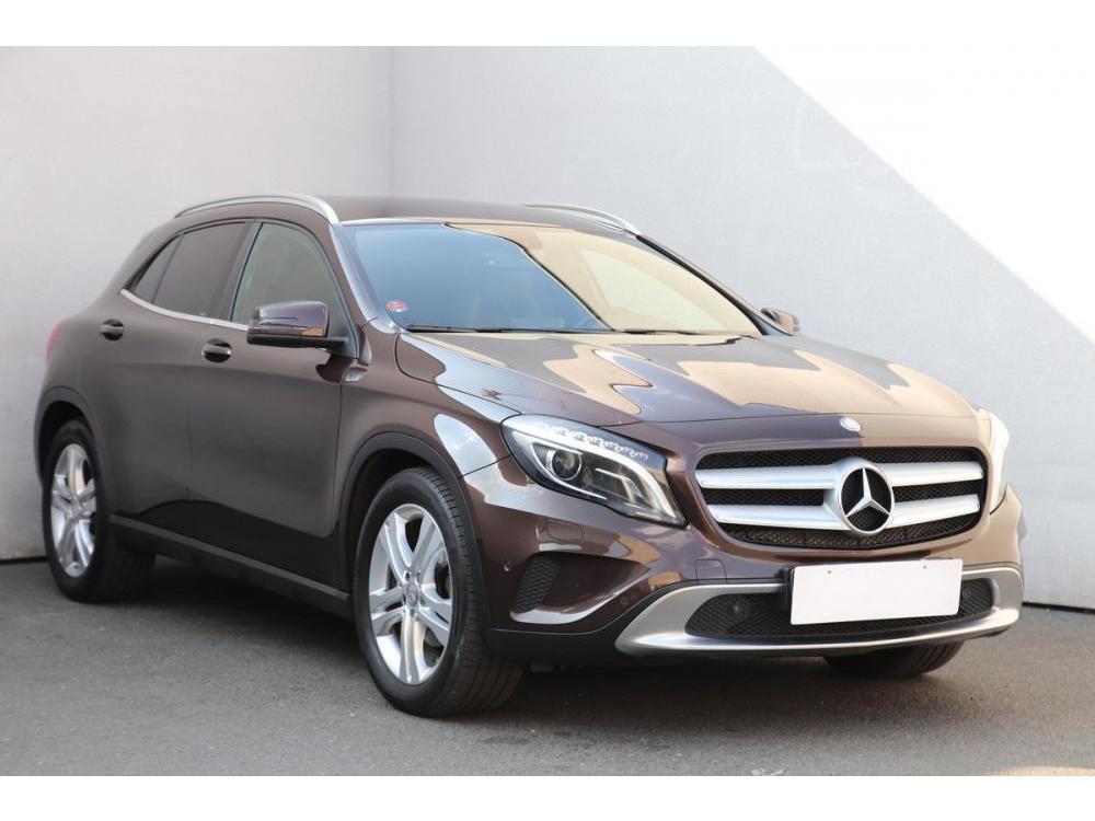 Prodm Mercedes-Benz GLA 1.6