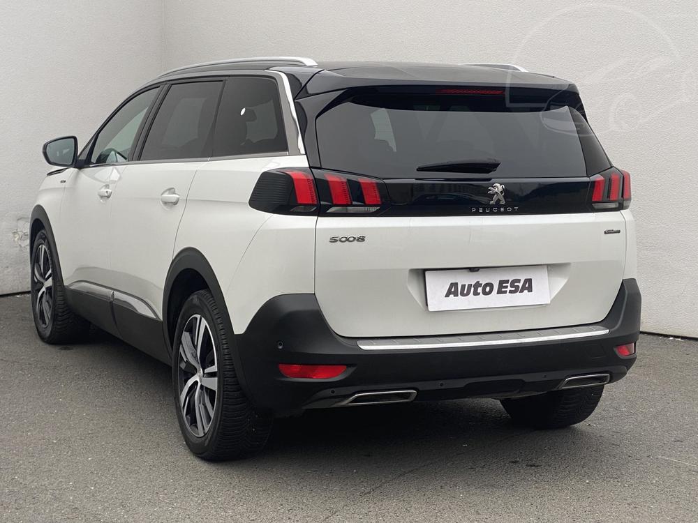 Peugeot 5008 1.2 PT