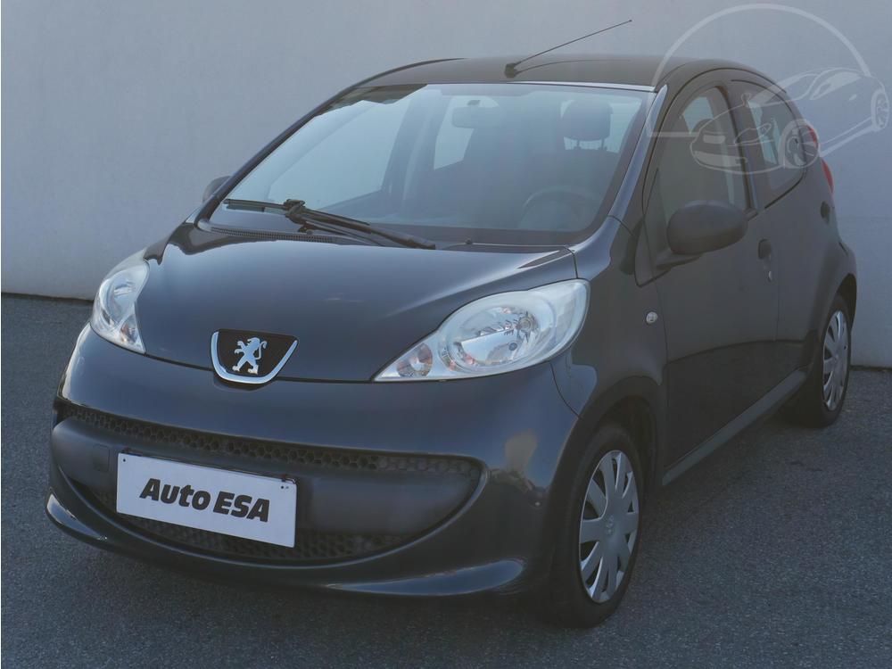 Peugeot 107 1.0 i