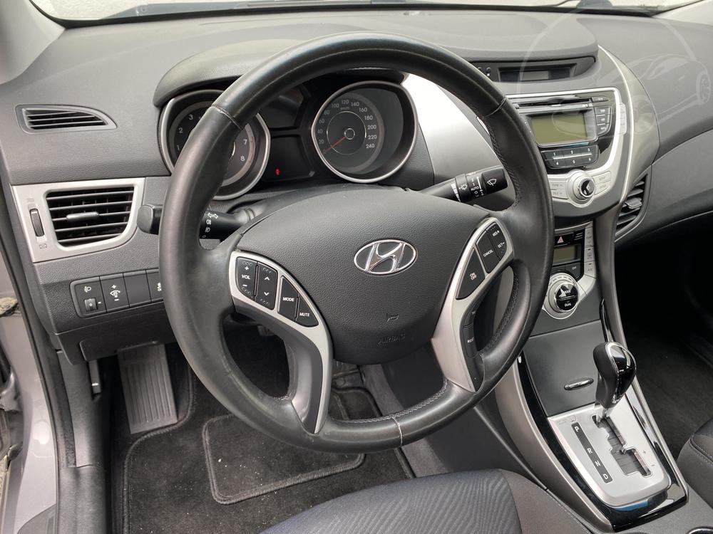 Hyundai Elantra 1.6 16 V