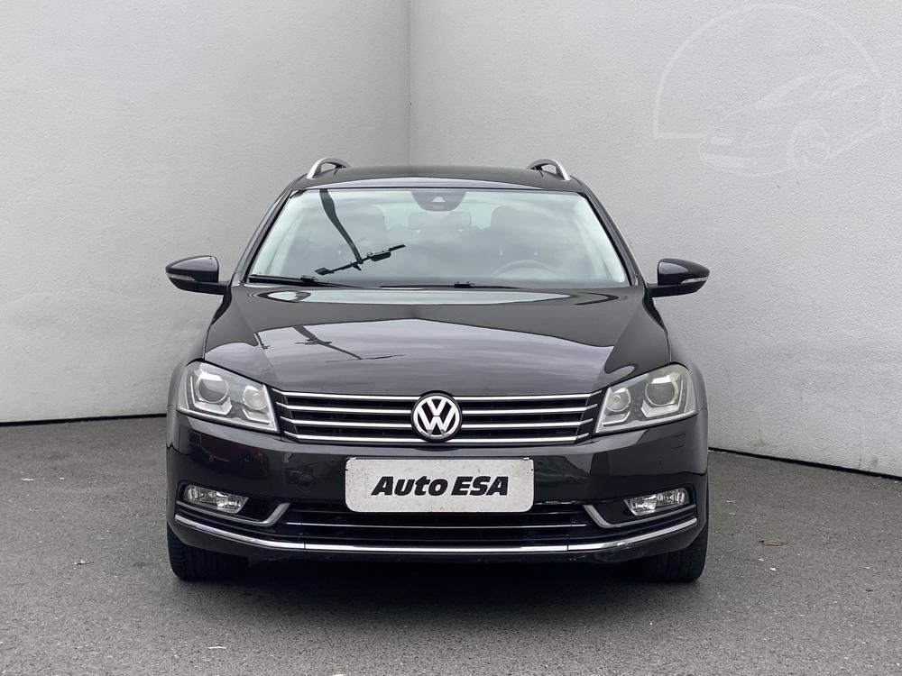 Volkswagen Passat 2.0 TDi Serv.kniha