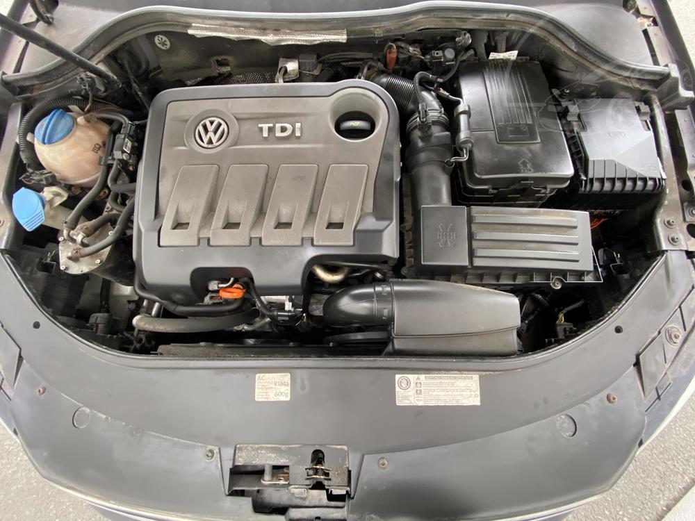 Volkswagen Passat 2.0 TDi Serv.kniha