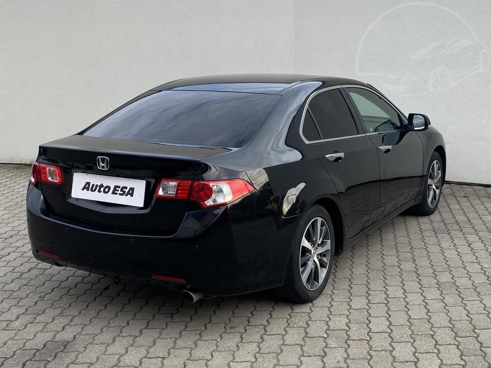 Honda Accord 2.0 i