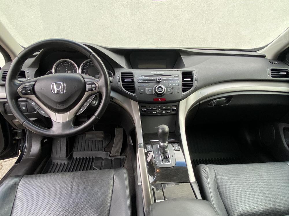 Honda Accord 2.0 i