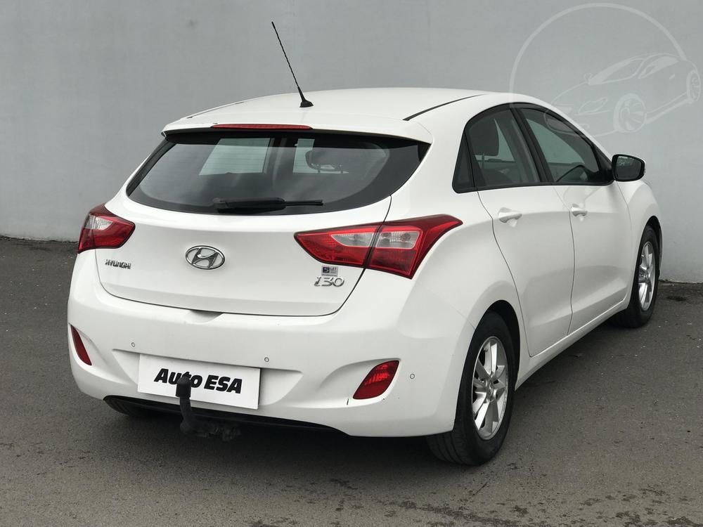 Hyundai i30 1.6 CVVT, R