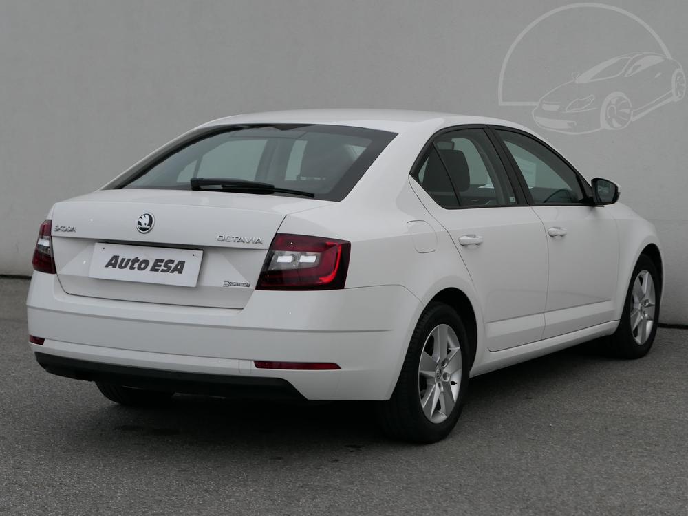 koda Octavia III 1.6 TDi, R