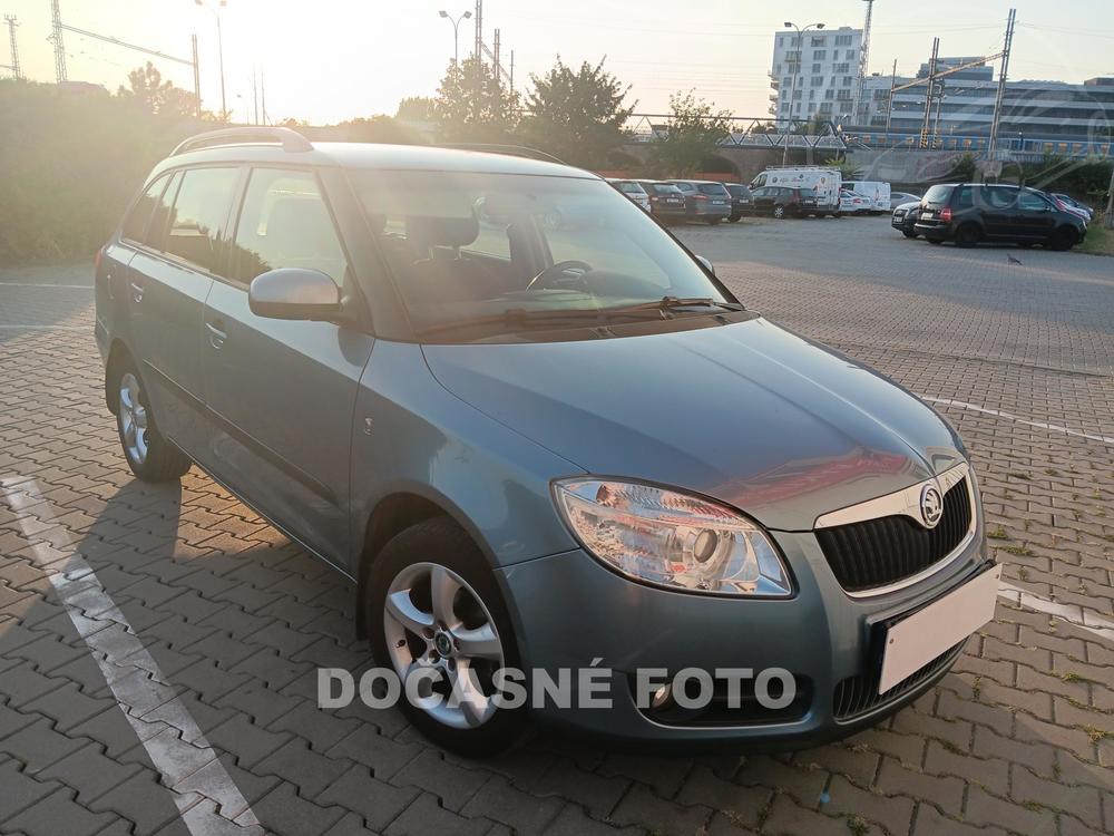 Prodm koda Fabia II 1.2 i Serv.kniha, R