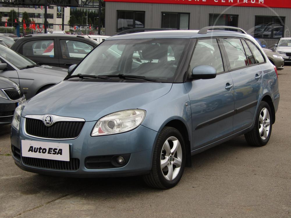 koda Fabia II 1.2 i Serv.kniha, R