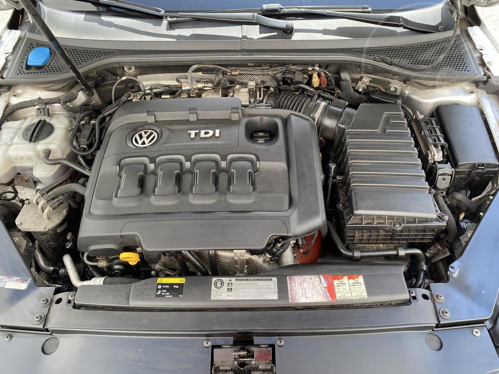 Volkswagen Passat 2.0 TDi