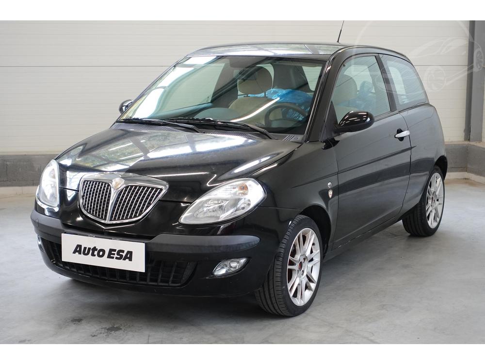 Lancia Ypsilon 1.2 i