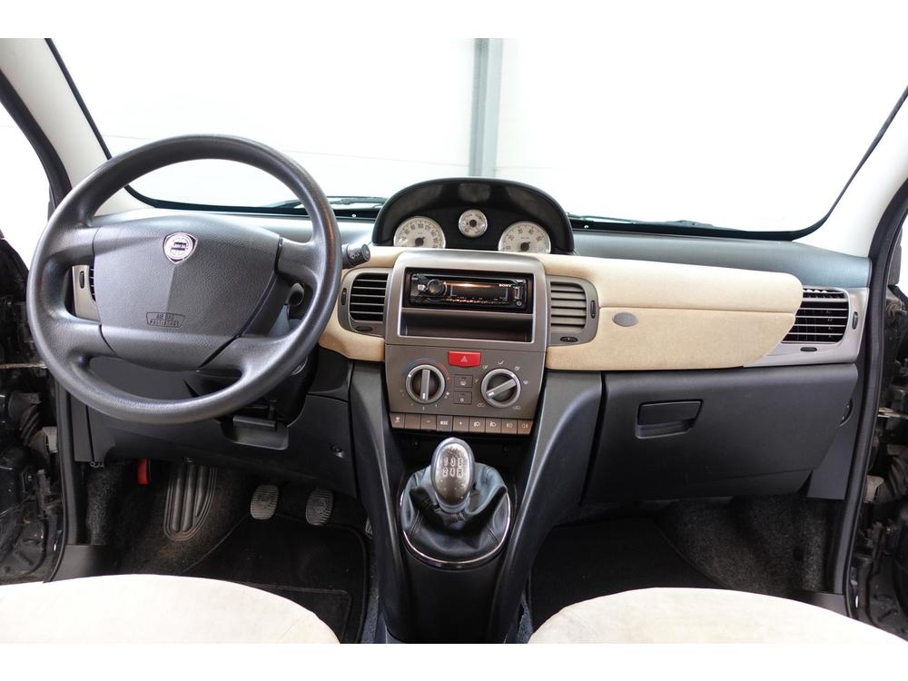 Lancia Ypsilon 1.2 i