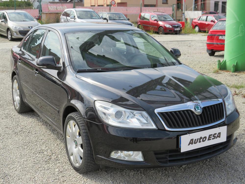 Prodm koda Octavia II 1.4 TSi Serv.kniha