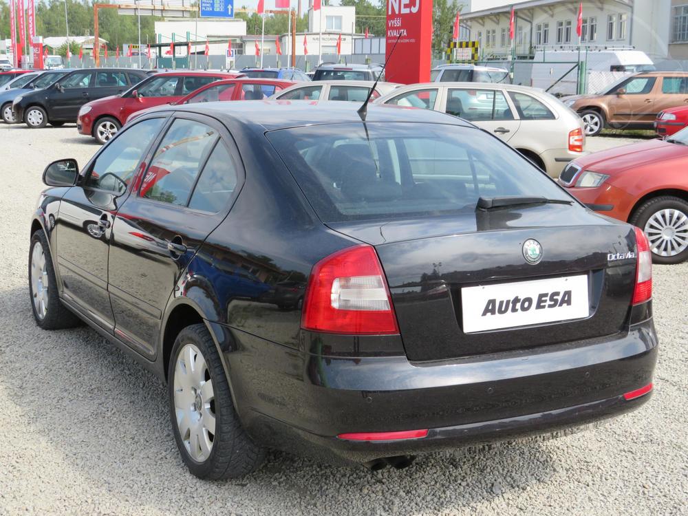 koda Octavia II 1.4 TSi Serv.kniha