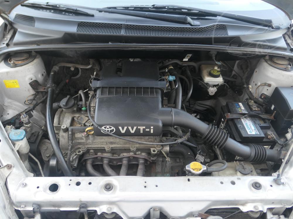 Toyota Yaris 1.0 VVTi, R