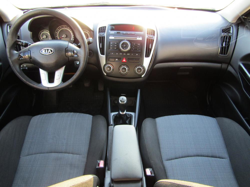 Kia Ceed 1.6 CRDi, R