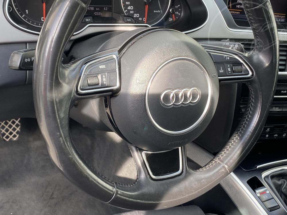 Audi A4 2.0 TDi Serv.kniha