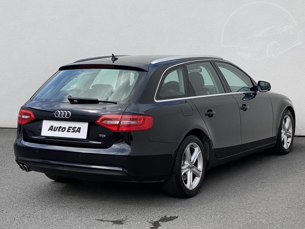 Audi A4 2.0 TDi Serv.kniha