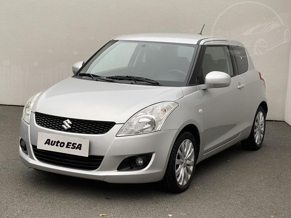 Suzuki Swift 1.2 VVT Serv.kniha