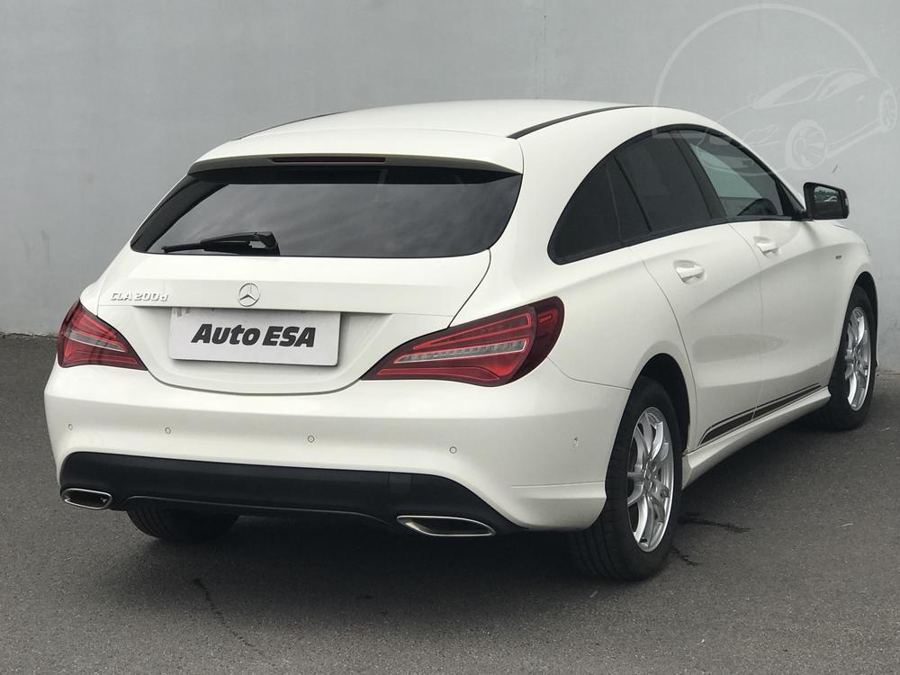 Mercedes-Benz CLA 2.2 D, R