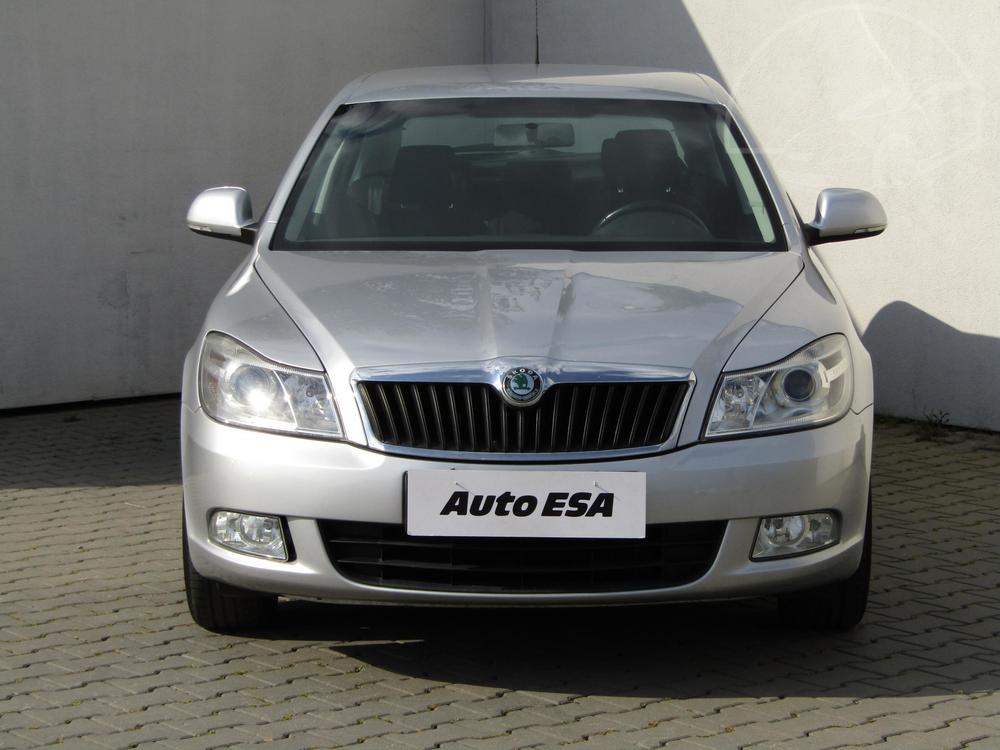 koda Octavia II 1.6 MPi, R