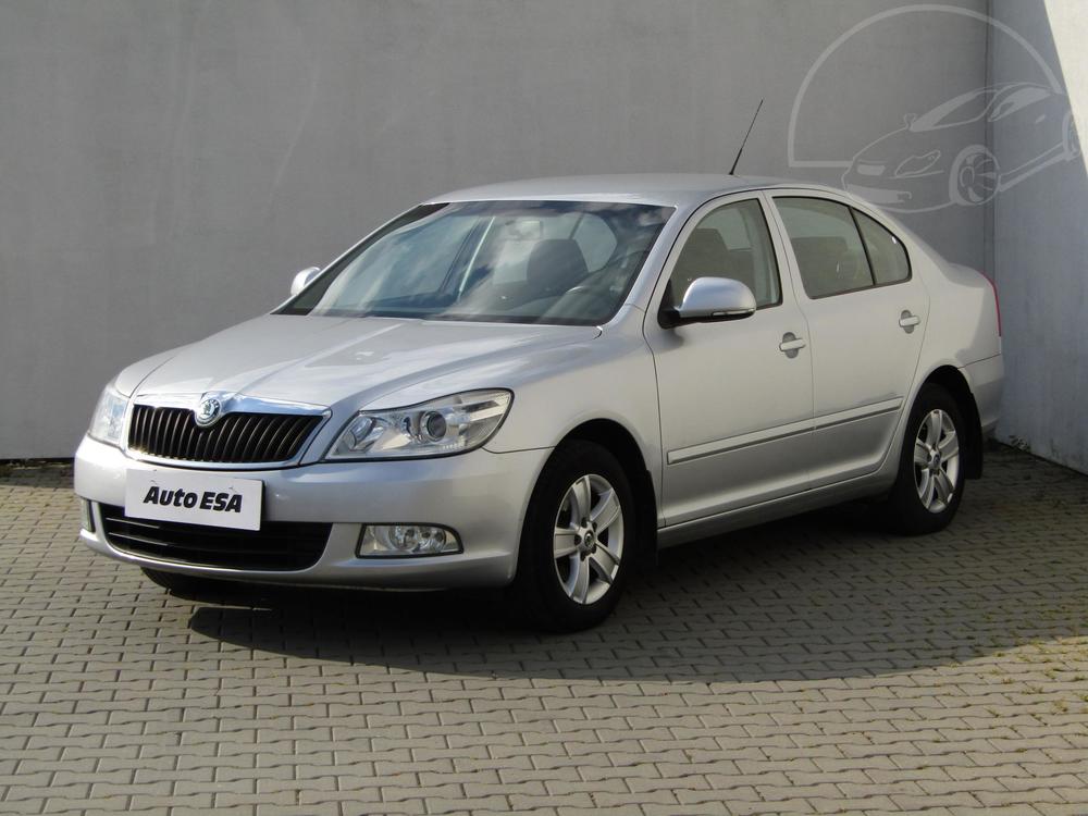 koda Octavia II 1.6 MPi, R