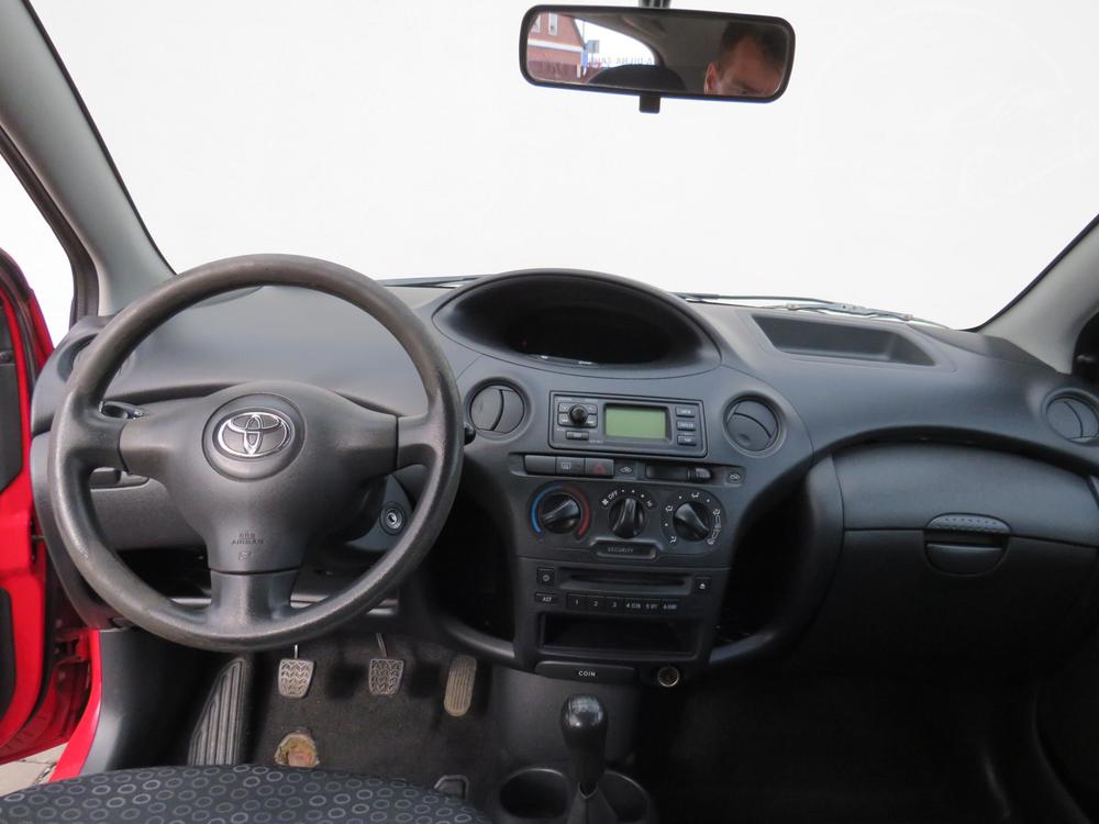 Toyota Yaris 1.0 i