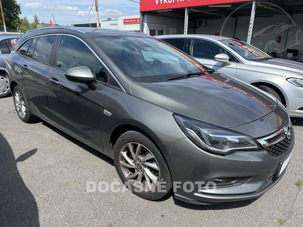 Opel Astra 1.6 CDTi Serv.kniha, ČR