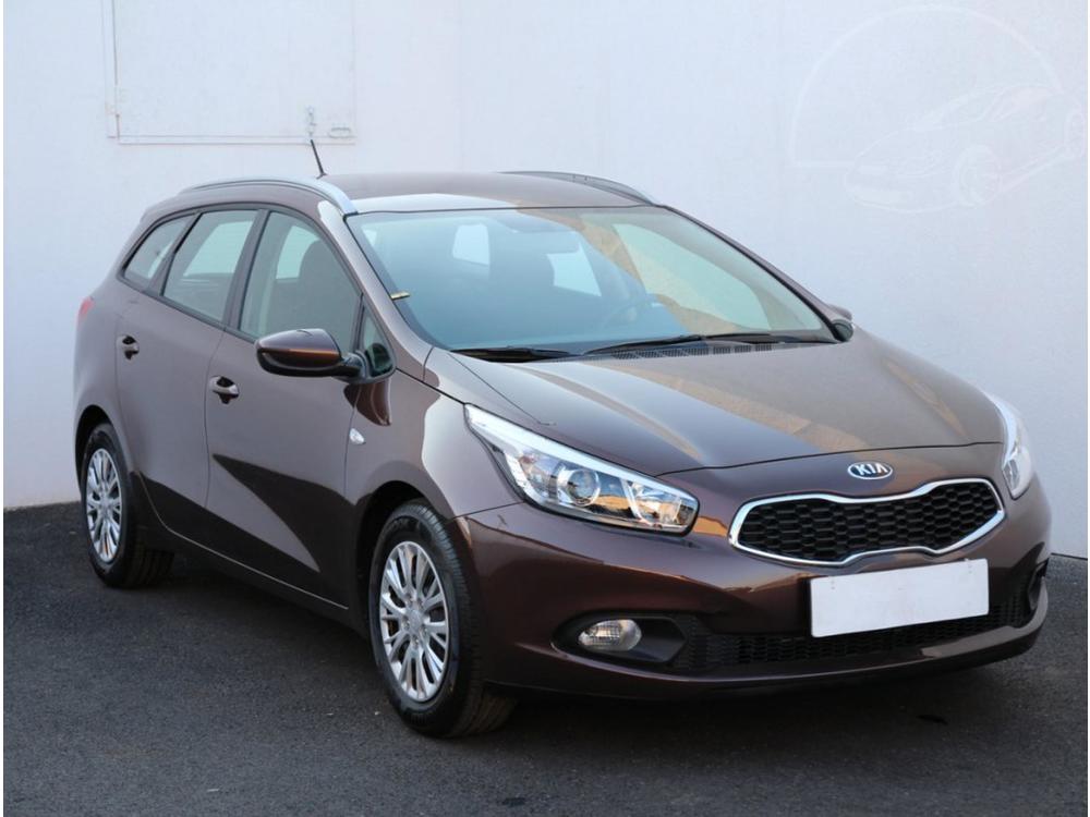 Kia Cee´d 1.6 GDi, ČR