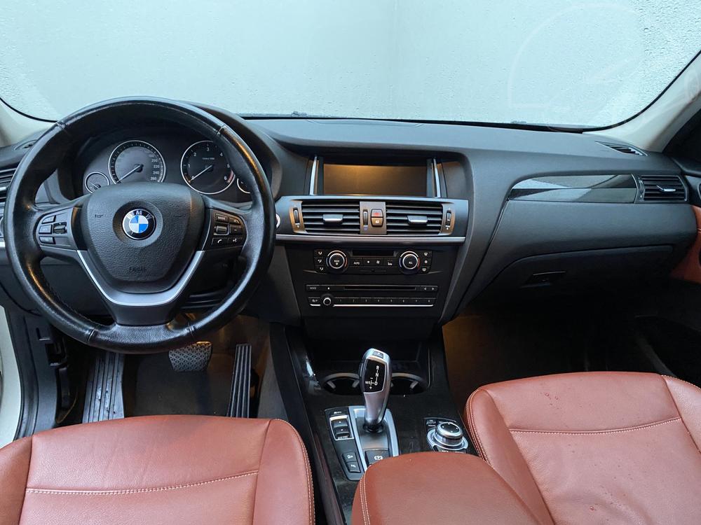 BMW X3 2.0 D Serv.kniha