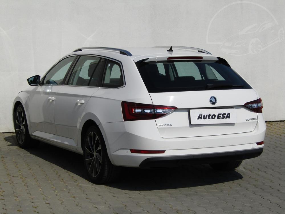 koda Superb 2.0 TDi, R