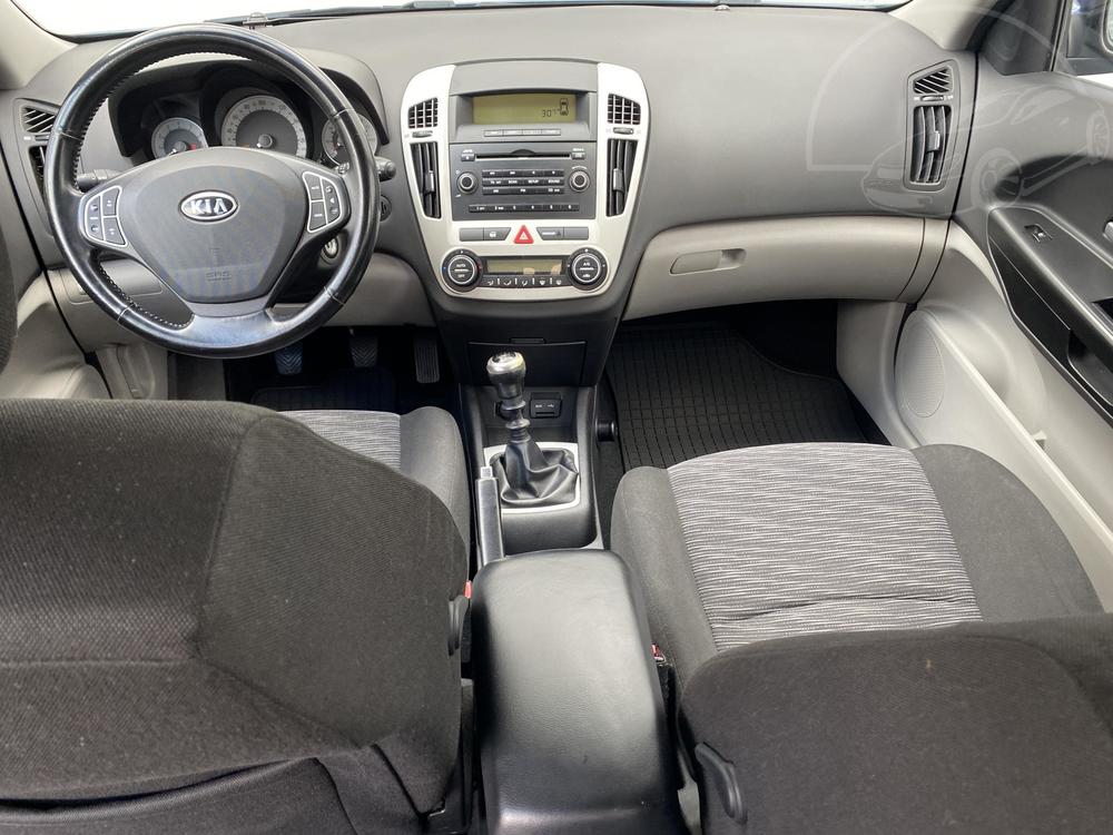 Kia Ceed 1.4 i, R