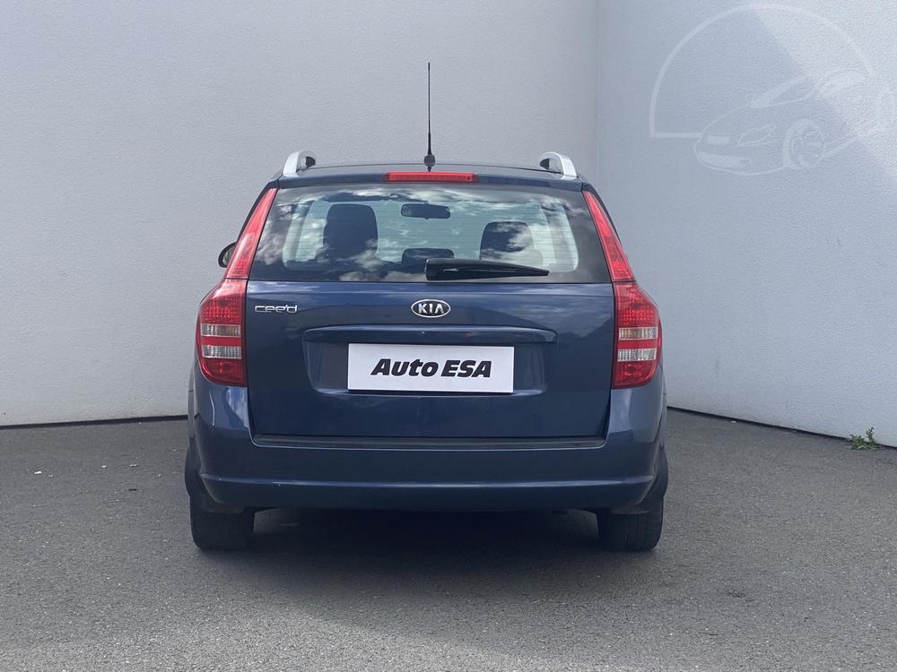 Kia Ceed 1.4 i, R