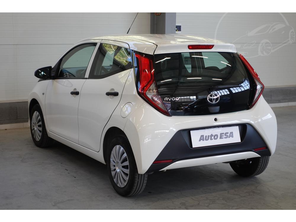 Toyota Aygo 1.0 i, R