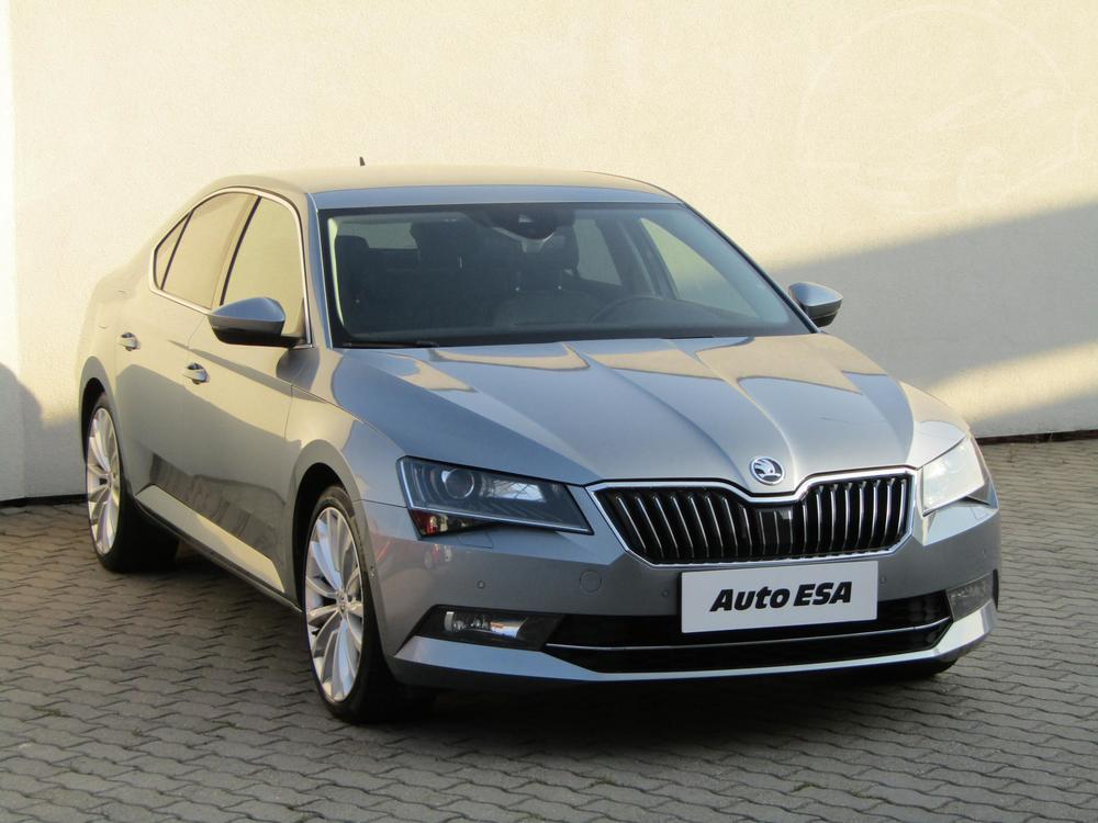 Škoda Superb III 2.0 TDI Serv.kniha, ČR