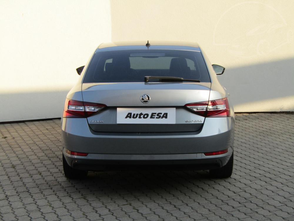 koda Superb III 2.0 TDI Serv.kniha, R