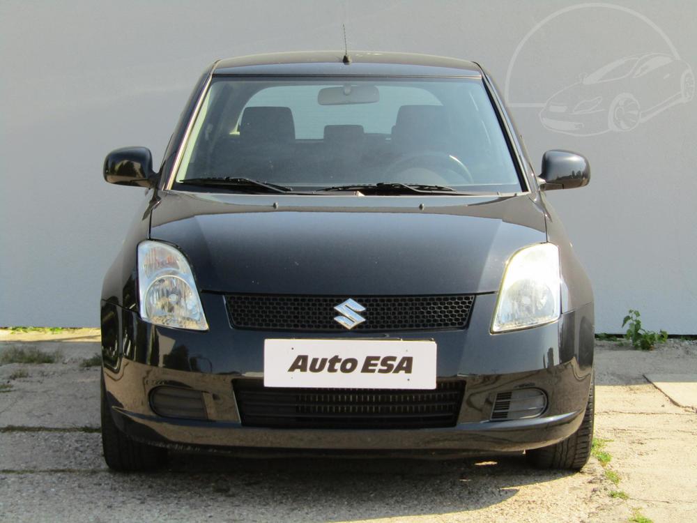 Suzuki Swift 1.3 i