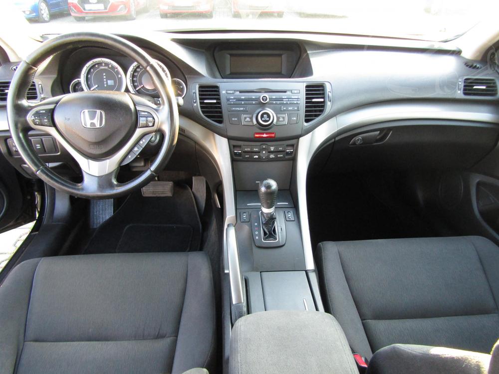 Honda Accord 2.0 i