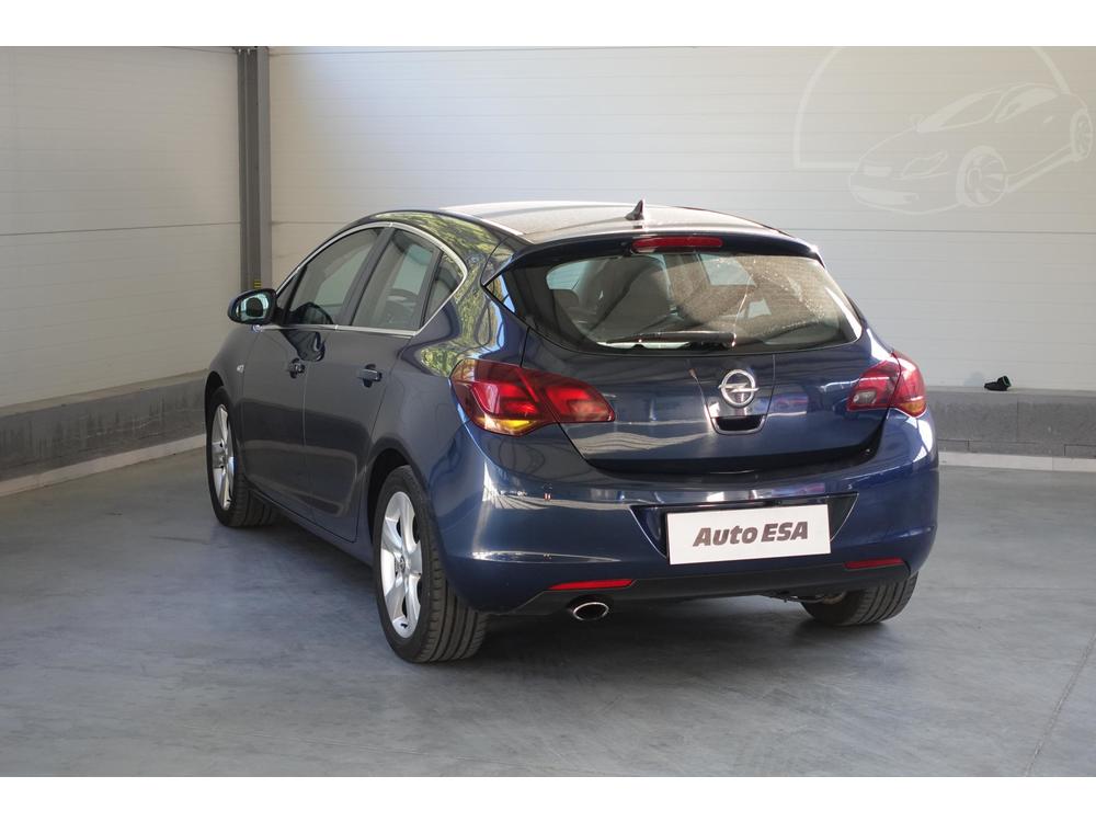 Opel Astra 1.6 GTC