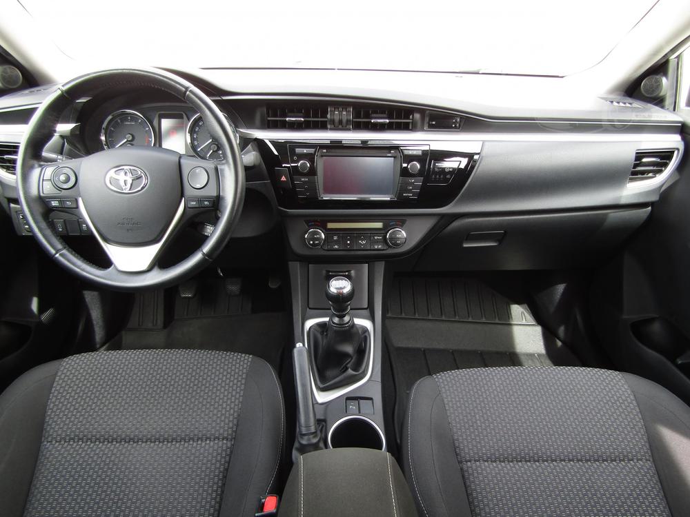 Toyota Corolla 1.6 VVTi, R