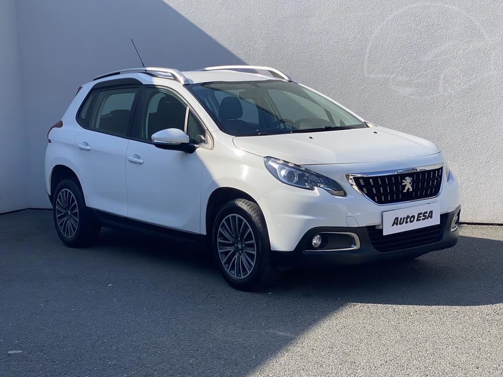 Peugeot 2008 1.2 PT, R