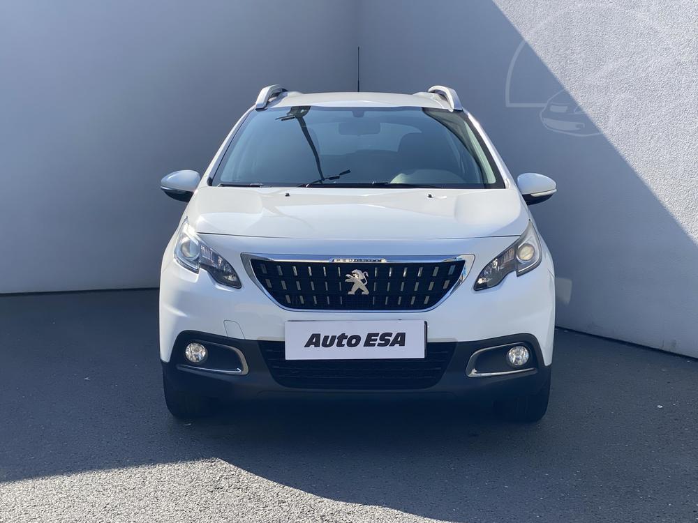 Peugeot 2008 1.2 PT, R