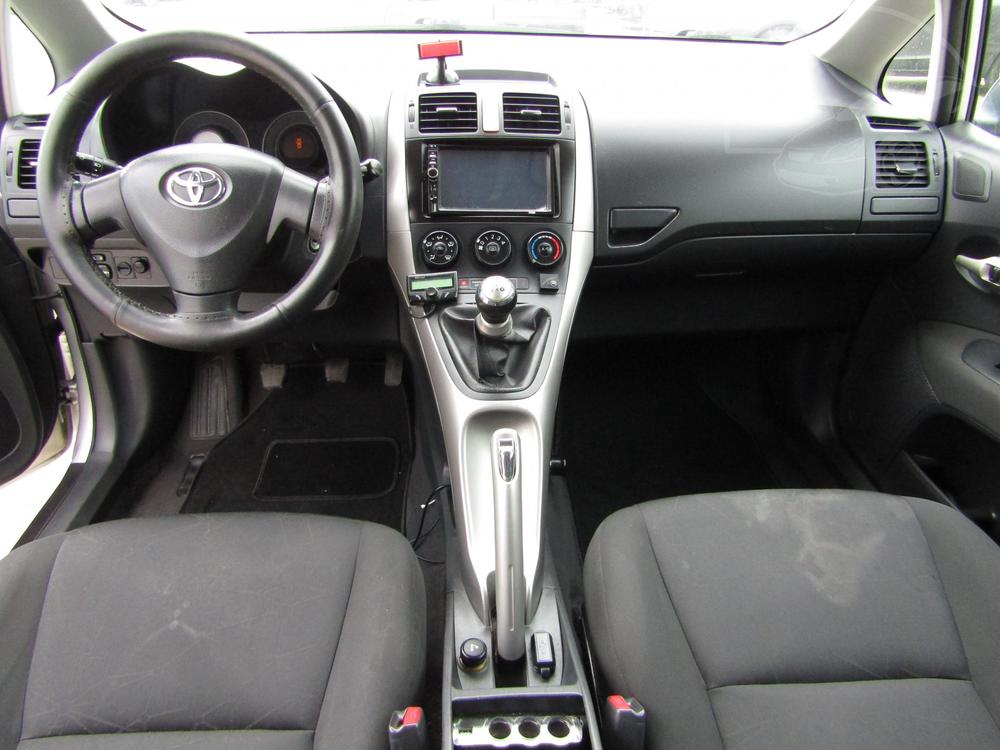 Toyota Auris 1.4 VVT-i