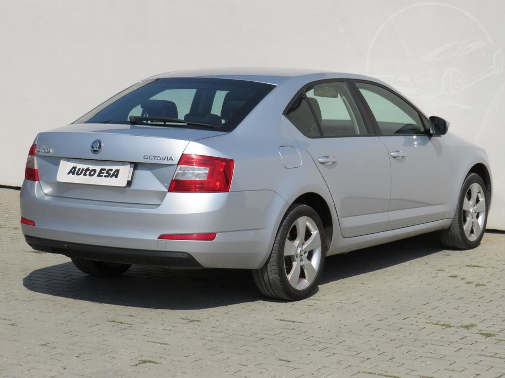 koda Octavia III 2.0 TDi, R